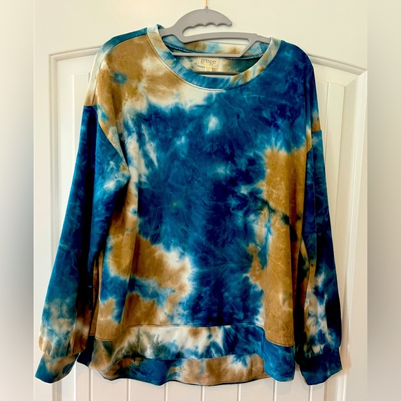 Greige boutique brand- super soft tie dye tunic - new- size medium - Picture 1 of 5